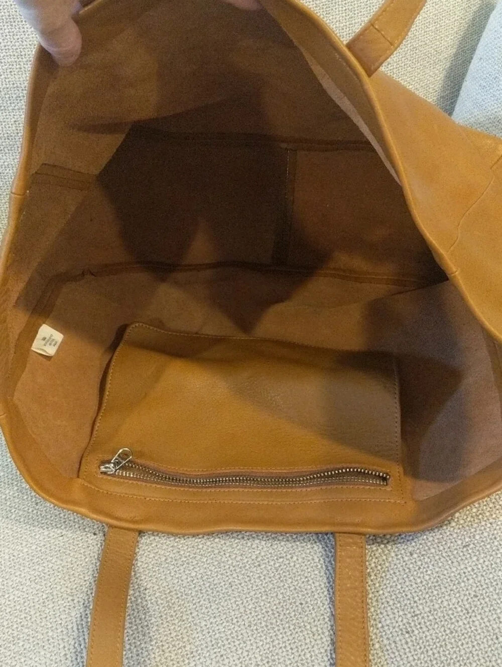 ✨ RARE FIND: Vintage USA BAGGU Minimalist Leather Tote in Saddle Tan ✨